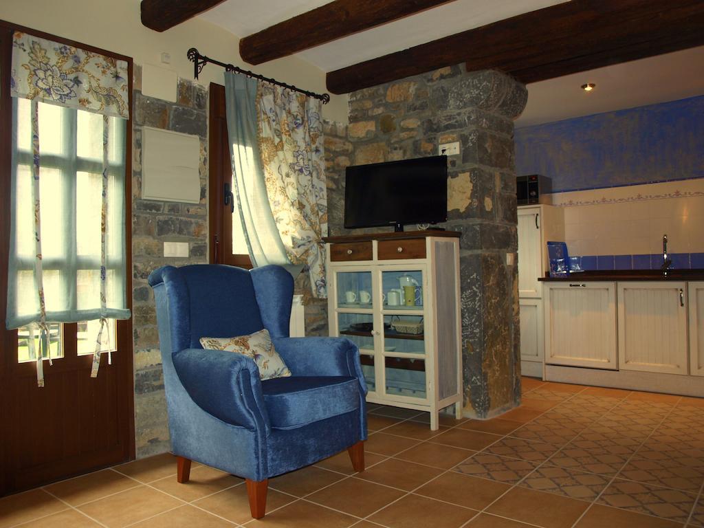 Apartamentos Casa Gallan ซาร์บีเซ ห้อง รูปภาพ